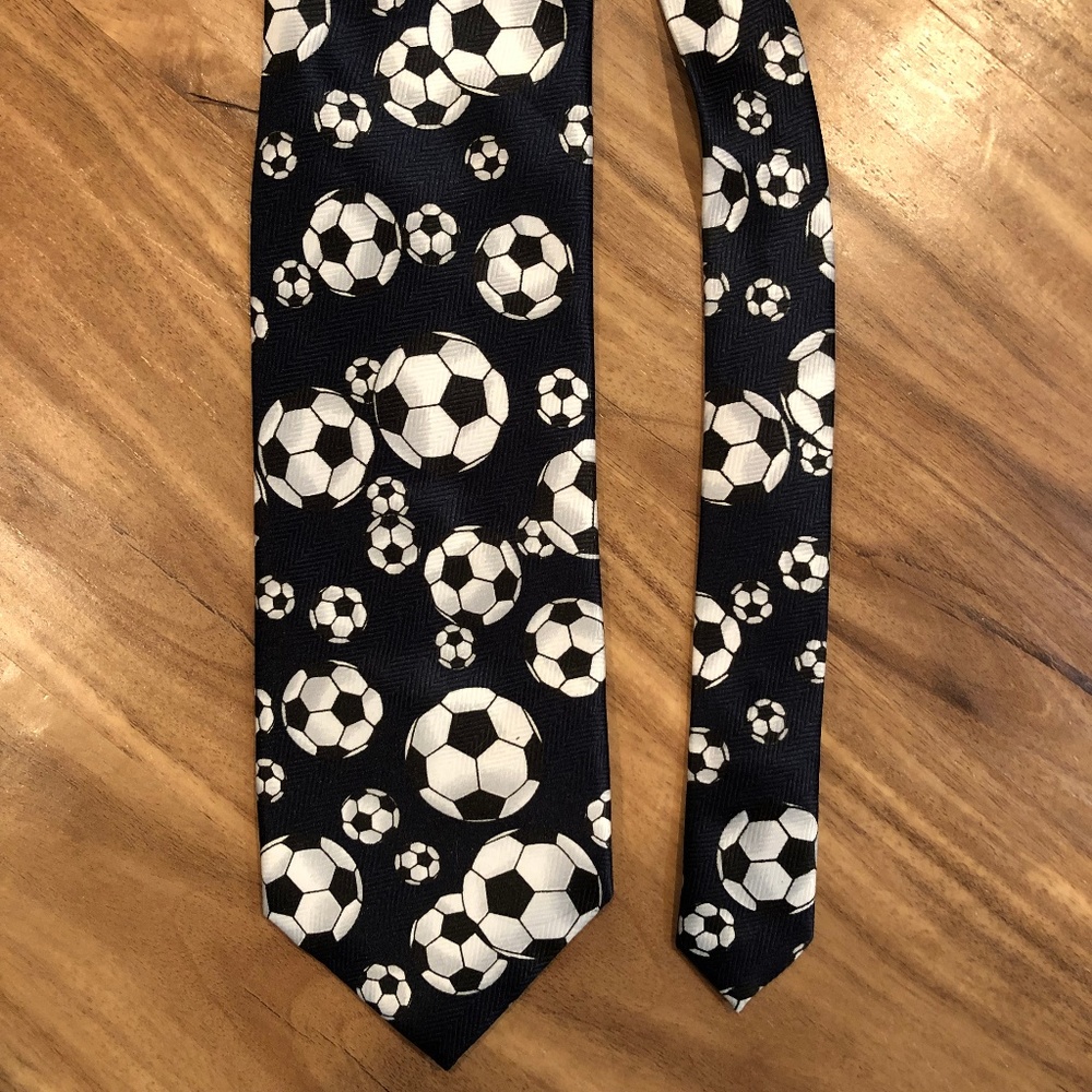 Romario Manzini Soccer Tie